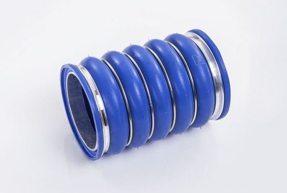 11205 ПАТРУБОК ИНТЕРКУЛЕРА VOLVO 21312236